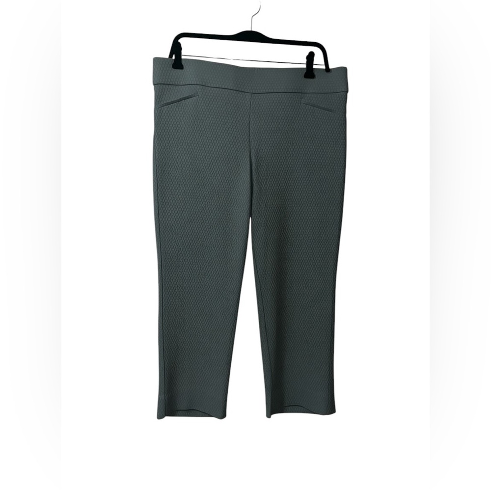 Elle Cropped Textured Straight-Leg Pants — Gray